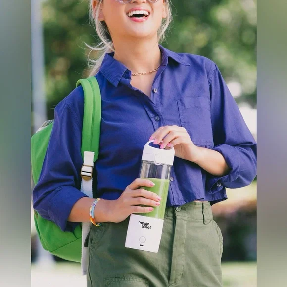 Magic Bullet Portable Blender NEW White USB Rechargeable - Picture 6 of 8